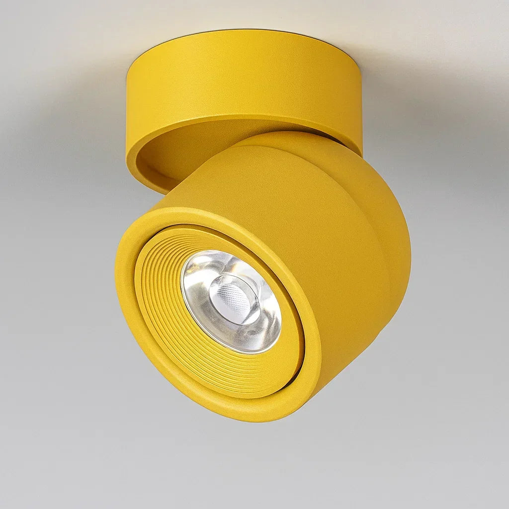 Élégant spot LED orientable pour plafond en aluminium. Éclairage intérieur moderne et modulable.