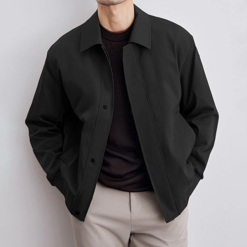 Veste homme décontractée et légère, élégante et polyvalente. Parfaite pour un look urbain de mi-saison.