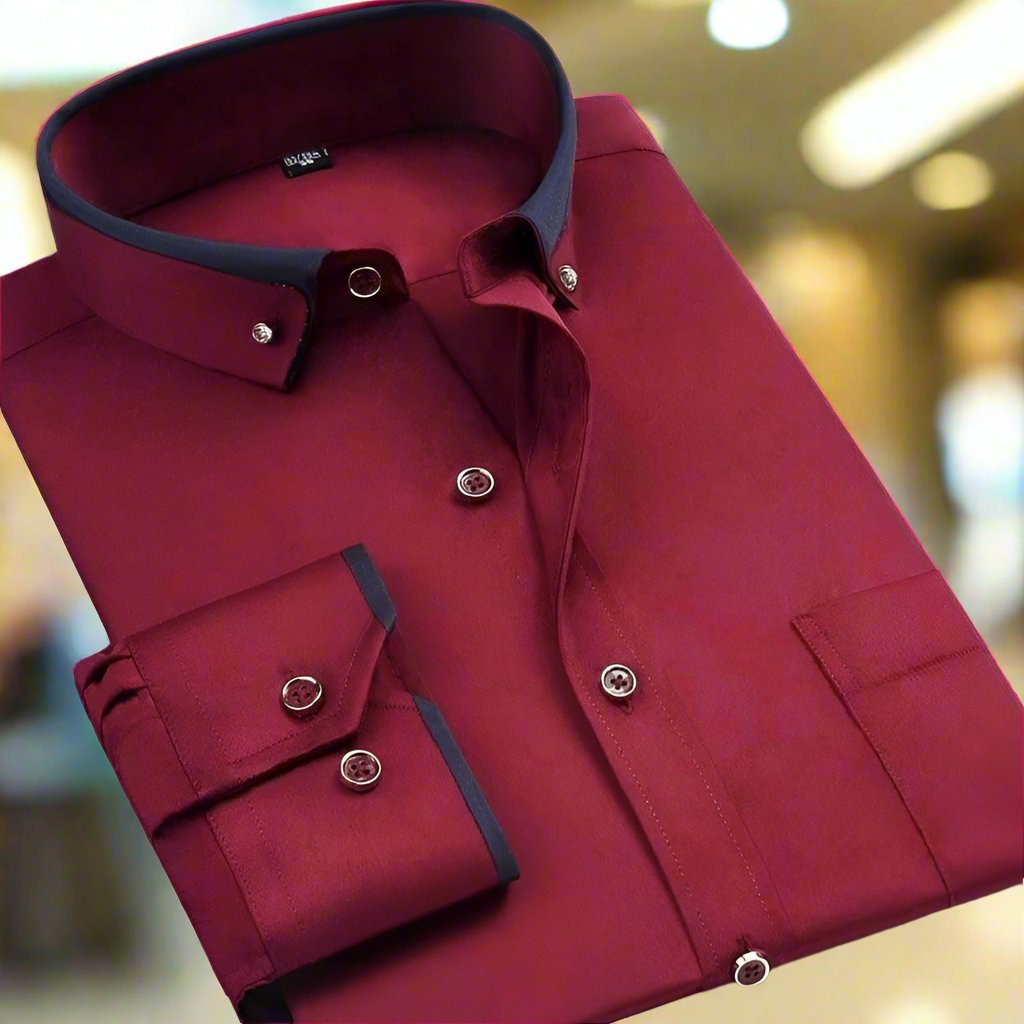Chemise de bureau pour homme, manches longues, coupe ajustée, offre une élégance intemporelle et un grand confort.