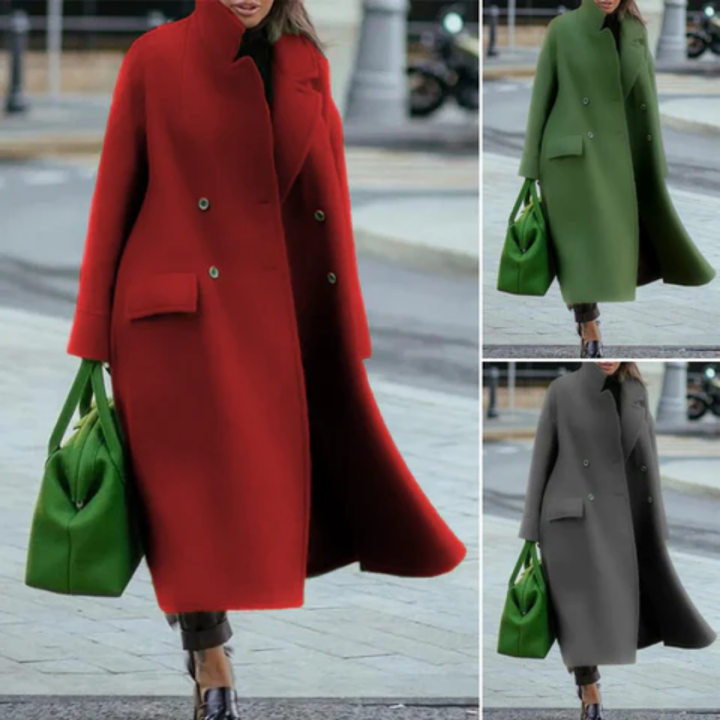 Manteau femme long et structuré, parfait pour l'hiver. Vêtement extérieur élégant double boutonnage, silhouette chic.