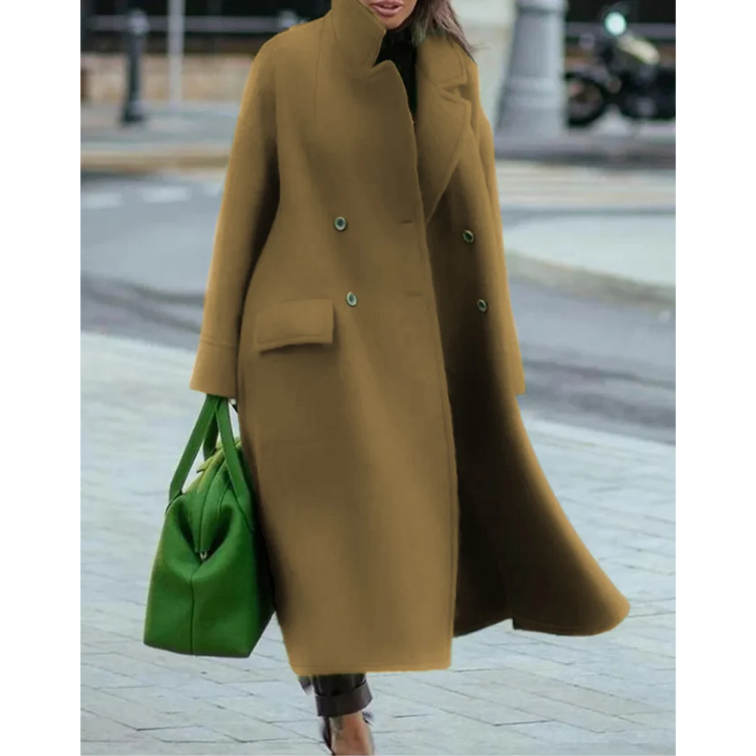 Superbe manteau femme structuré et long, élégant. Vêtement d'hiver chic avec double boutonnage, pour un look raffiné.