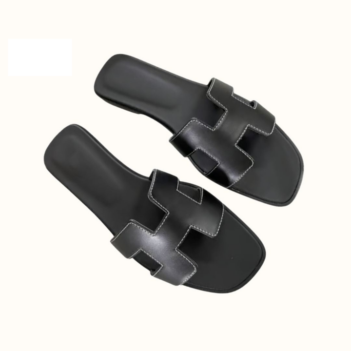 Sandales femme roses, légères et confortables, un choix élégant pour la saison estivale.
