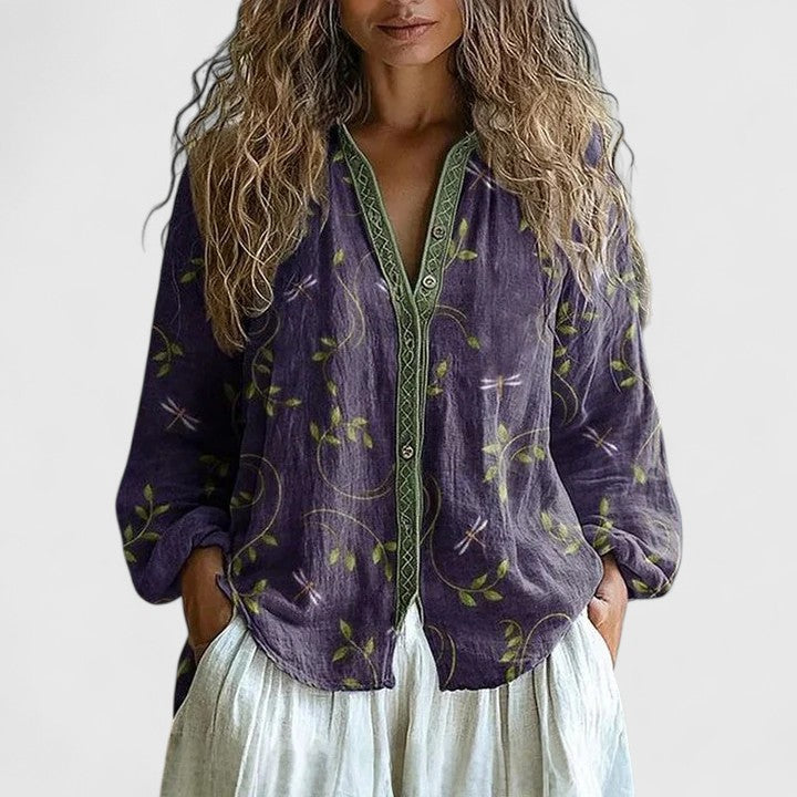Blouse femme confortable à imprimé feuillage rétro vert et crème, idéale pour un style chic décontracté.