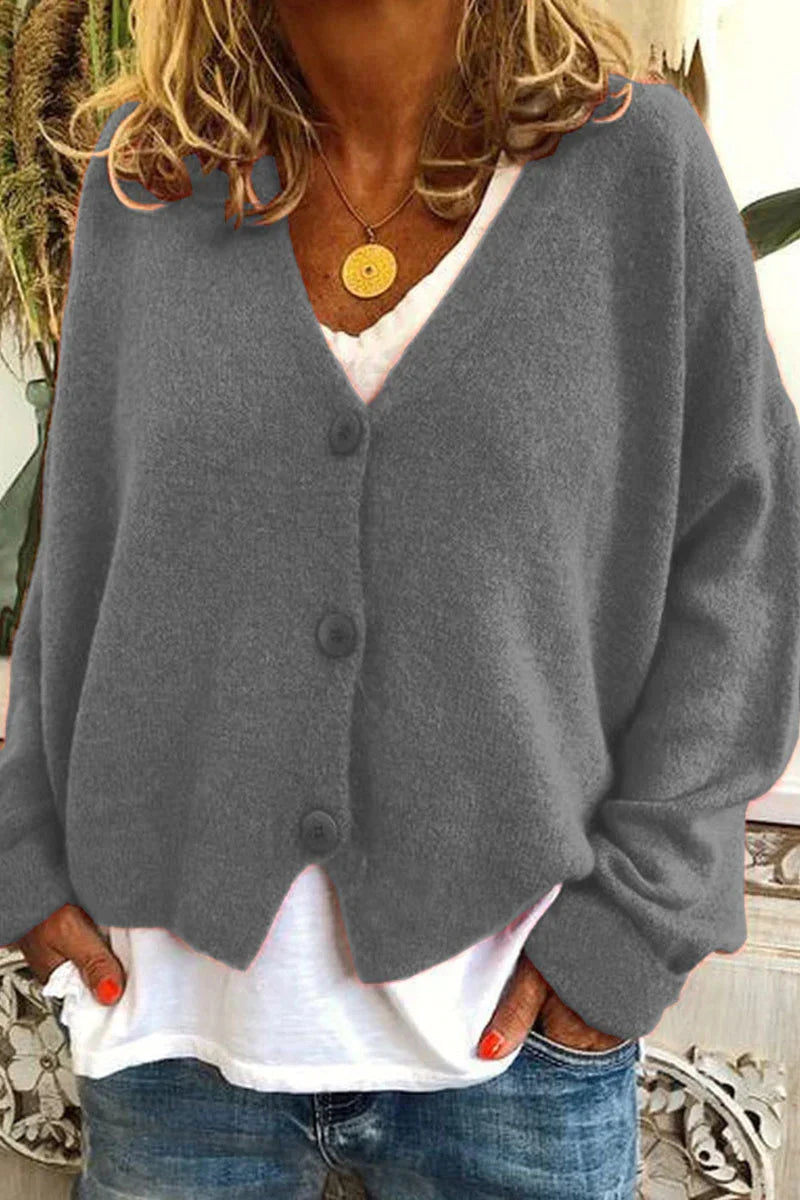 Vêtement femme polyvalent : cardigan décontracté pour le quotidien ou superposition mode élégante.