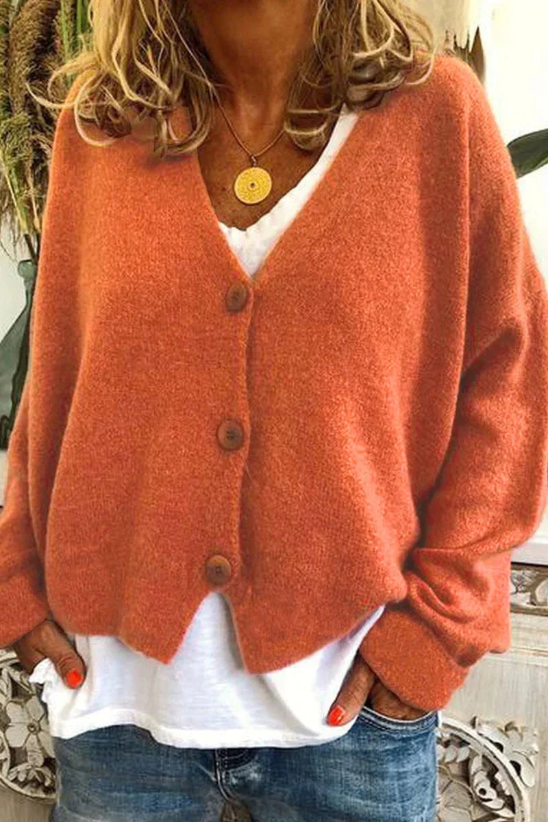 Cardigan femme élégant, col V, superposition mode pour la saison automne-hiver.