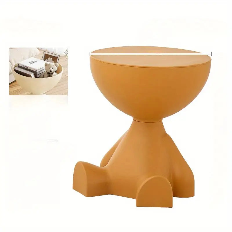 Table d'appoint ScandiNest en plastique PE, design scandinave pour un coin cosy dans salon ou chambre.