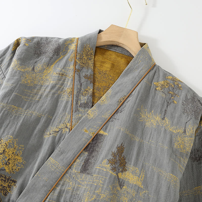 Ensemble pyjama homme kimono en coton respirant. Tenue de nuit loungewear avec motif paysage subtil.
