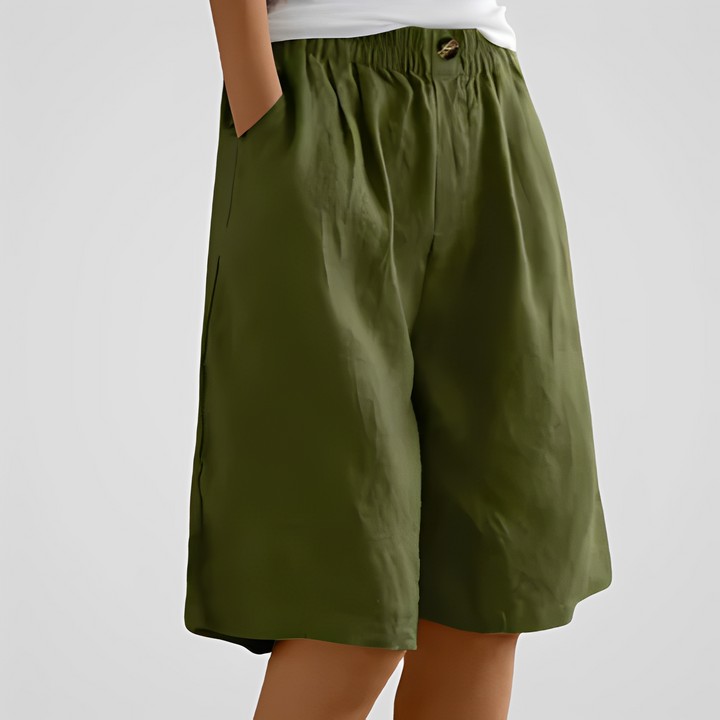 Short d'été femme polyvalent. Léger, ample et confortable pour un look moderne, chic ou décontracté parfait.