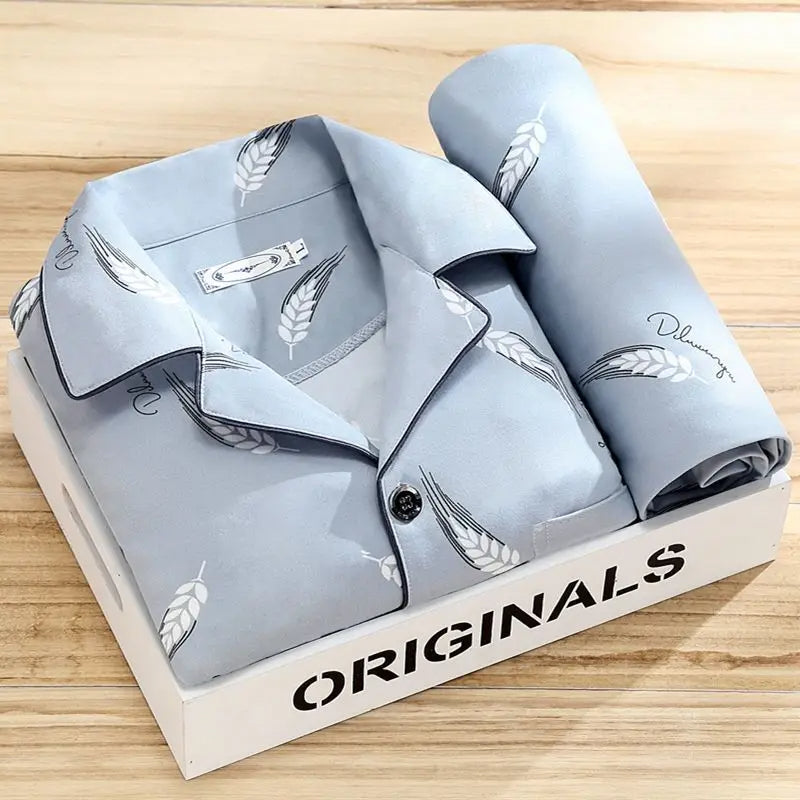 Pyjama homme rayé élégant pour des nuits paisibles et un confort absolu.