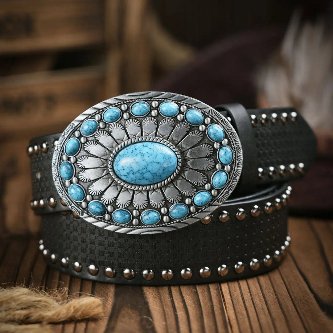 Ceinture western unisexe marron, boucle de taureau argentée et gravée. Accessoire mode tendance, style cowboy authentique.