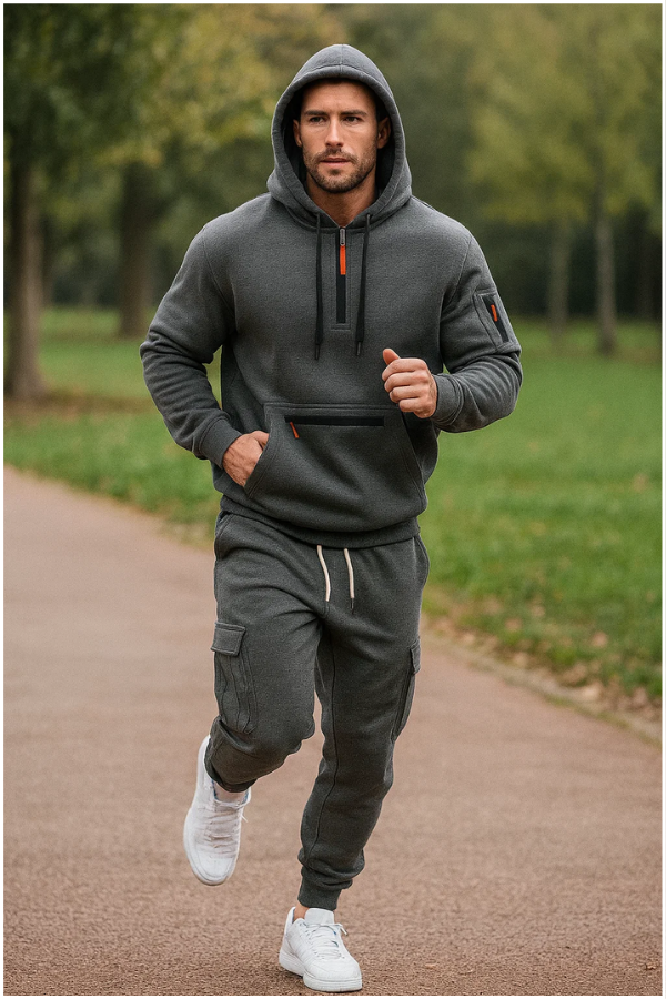 Ensemble hiver sportif Alex homme. Survêtement chaud et décontracté avec sweat à capuche et pantalon, mode masculine.