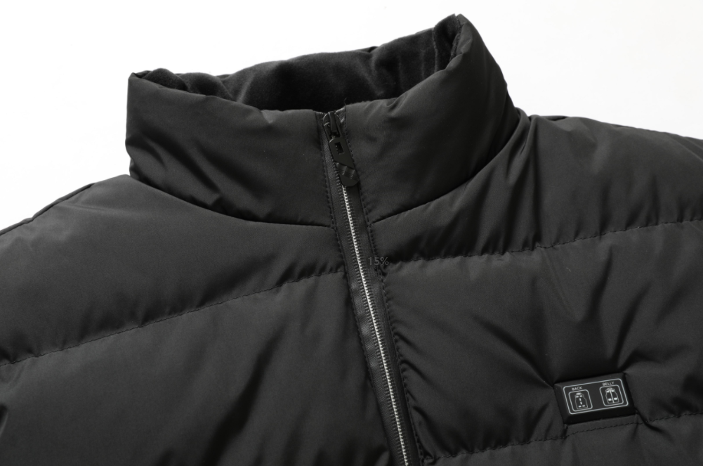 Gardez le froid à distance avec le gilet chauffant VitalWarm rechargeable, idéal pour toutes vos escapades.