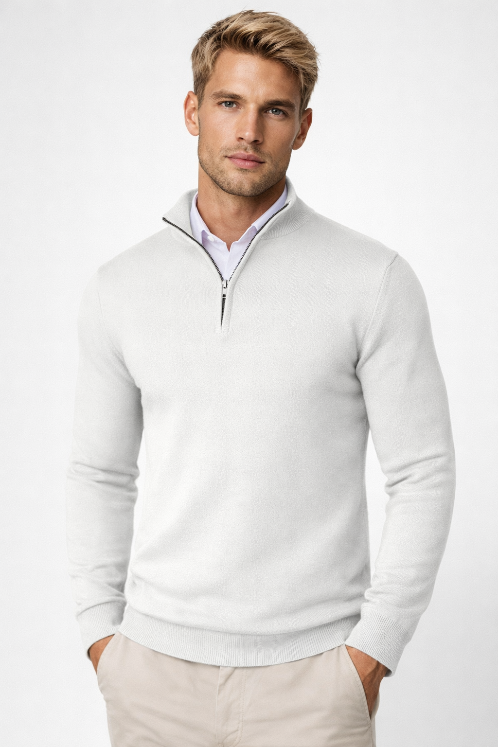 Pull homme chaud et confortable pour l'automne-hiver, avec demi-zip et col montant élégant.