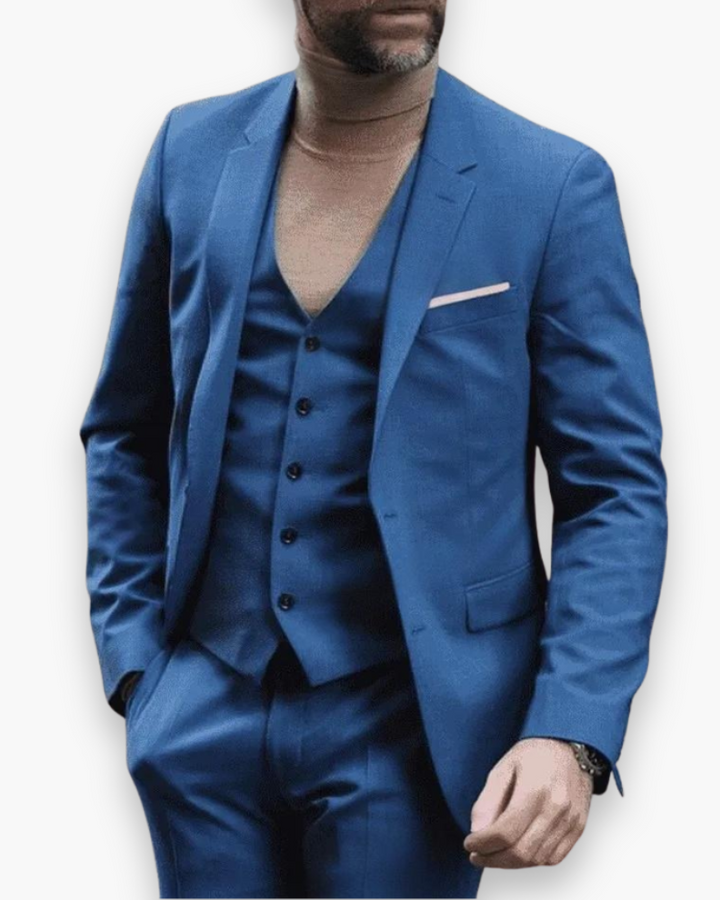 Gilet de costume homme intégré à un ensemble 3 pièces formel, élégance et confort assurés.