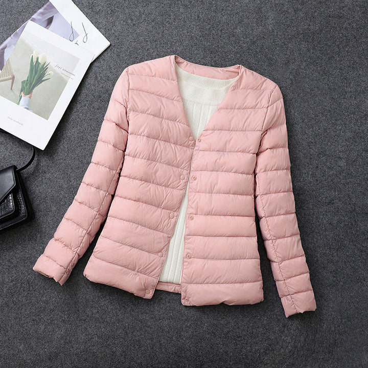 Doudoune femme légère pour l'hiver, chaude et confortable. Veste décontractée parfaite au quotidien.