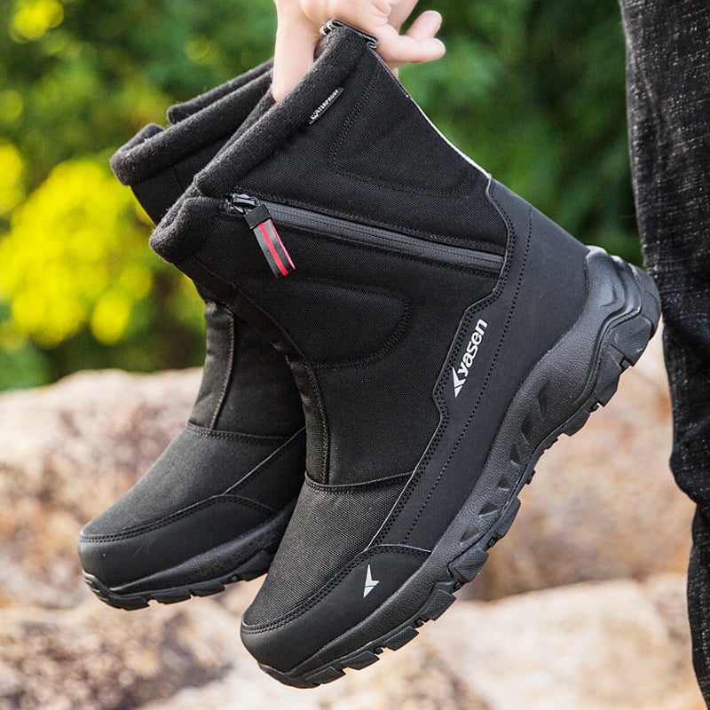 Bottes hiver homme, chaudes et confortables. Idéales pour les activités extérieures par temps froid.
