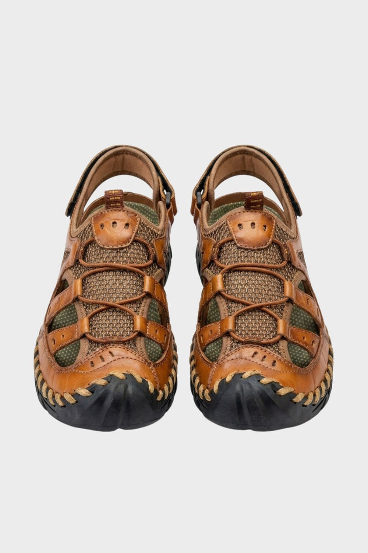 Sandales d'été Cole pour homme, conçues pour le trekking et la randonnée en extérieur. Confort et robustesse garantis.