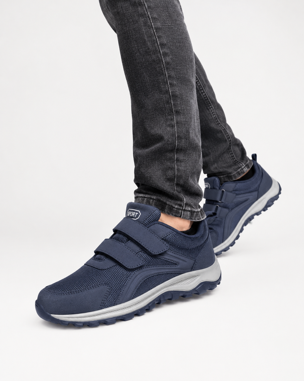 Chaussures hommes légères et respirantes à scratch, parfaites pour la marche et un confort casual longue durée.