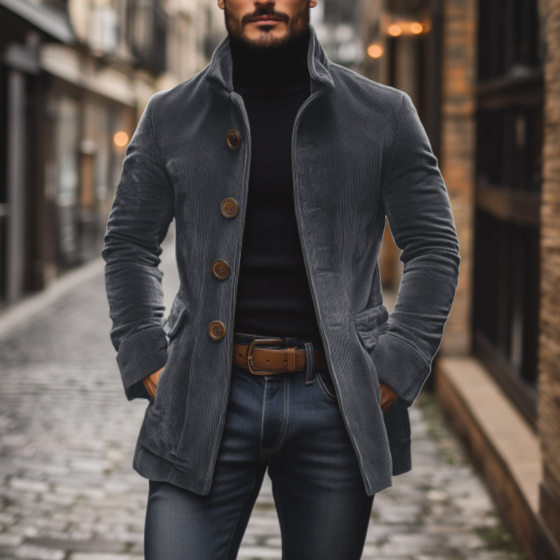 Veste homme moderne vert forêt, coupe slim, parfaite pour un look chic et décontracté.