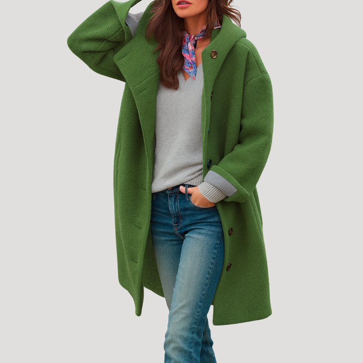 Manteau femme chic et décontracté à capuche, entièrement boutonné, pour un confort optimal en automne et hiver.