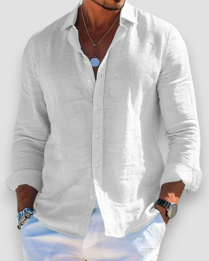 Chemise d'été légère et élégante pour homme, idéale pour un look décontracté et confortable.
