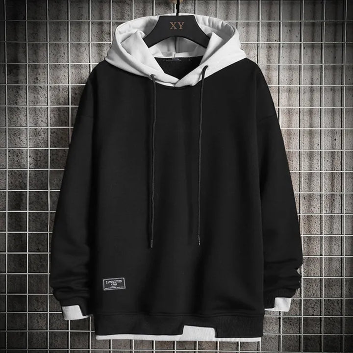 Sweat homme à capuche, design épuré, tissu de qualité. Confort décontracté, look tendance et mode masculine moderne.