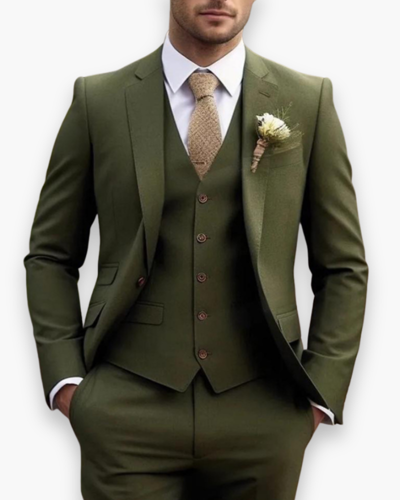 Costume homme 3 pièces moderne bleu marine, idéal pour mariage, affaires et événements formels.