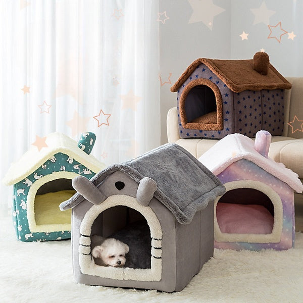 Maison douillette en peluche pour chat ou petit chien, offre un refuge confortable et sécurisé. Lavable.