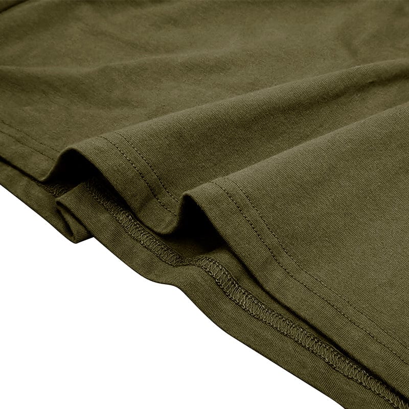 Polo homme élégant, tissu confortable. Parfait pour un look soigné et polyvalent au quotidien.