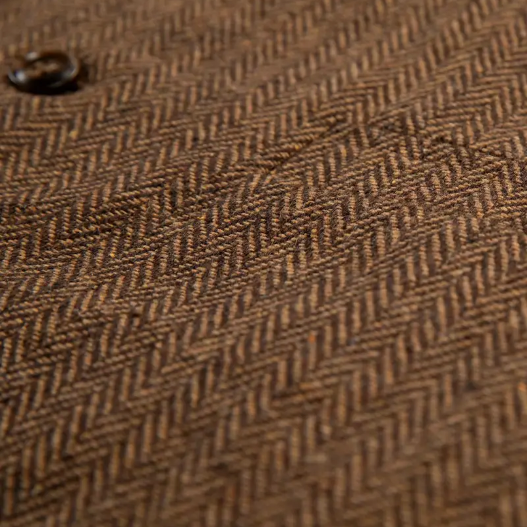 Gilet homme décontracté beige, coupe slim, idéal pour une superposition tendance en hiver.