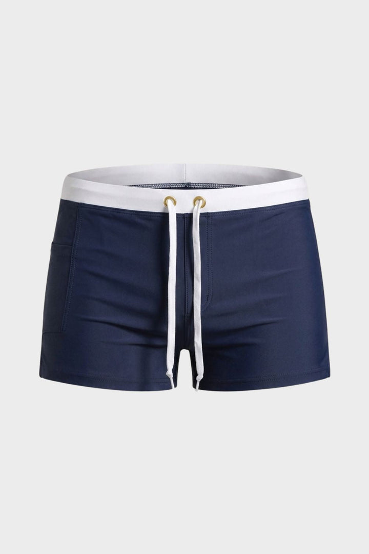 Short de bain homme confortable, parfait pour l'été et les vacances.