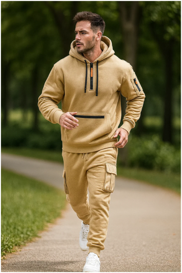 Mode masculine décontractée: ensemble sportif Alex. Survêtement hiver homme, sweat à capuche et pantalon casual pour le confort.