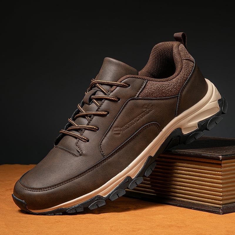 Semelle antidérapante des chaussures homme Darion, offrant stabilité et sécurité pour marche et randonnée.