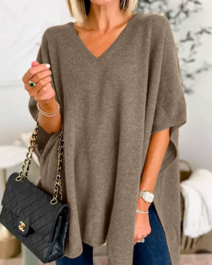 Pull ample élégant pour femme, col V, tricot chaud, parfait pour une tenue décontractée d'hiver.