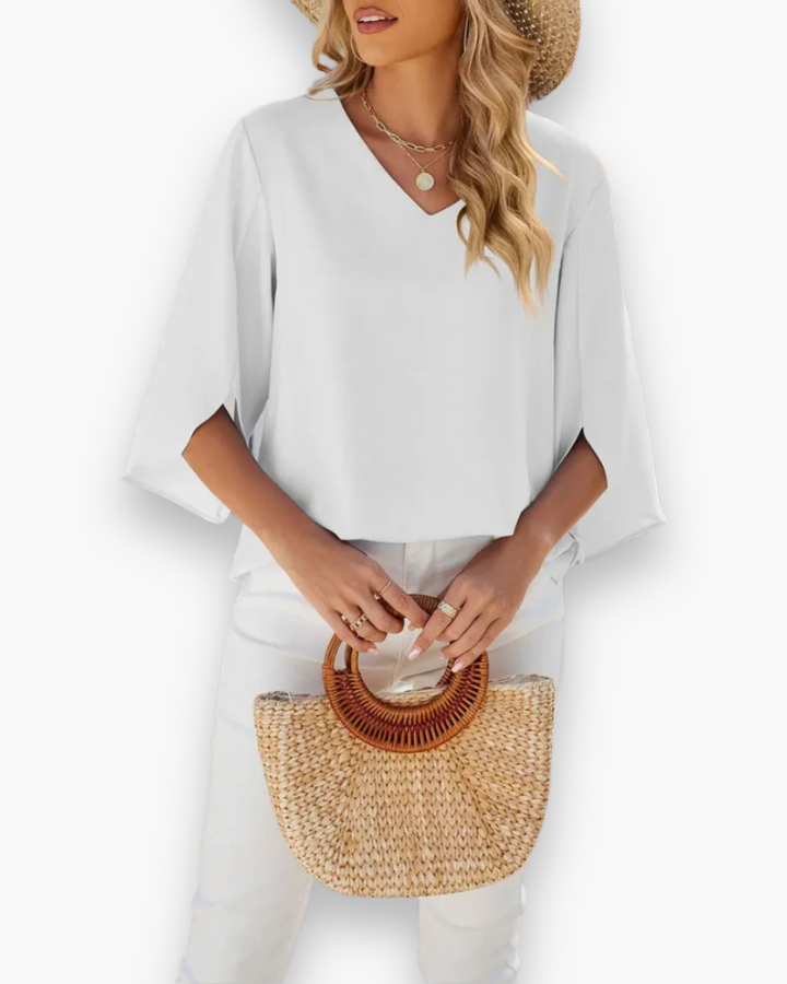 Blouse femme élégante col V, idéale pour un look professionnel au bureau ou pour l'été.