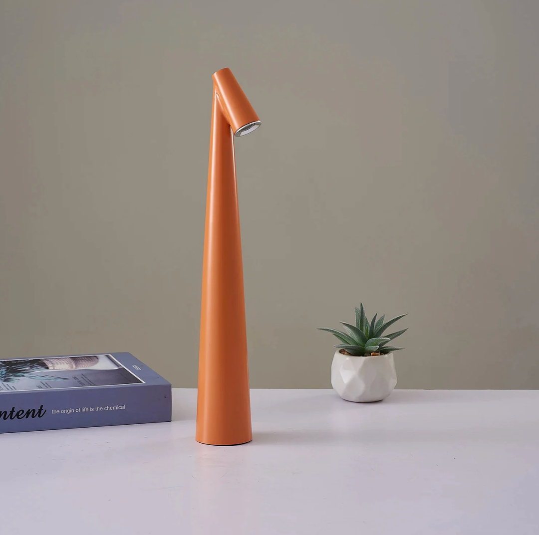 Lampe de table LED facile à déplacer, tactile, sans fil, rechargeable, éclairage adaptable.