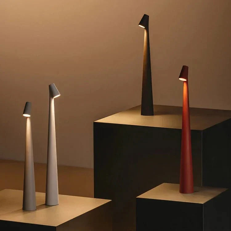 Éclairage LED portable, lampe rechargeable pour créer une ambiance décorative.