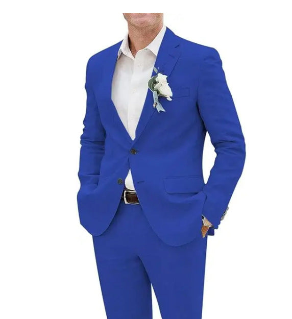 Costume homme chic et moderne, coupe slim. Une tenue décontractée élégante, essentielle pour la mode masculine.