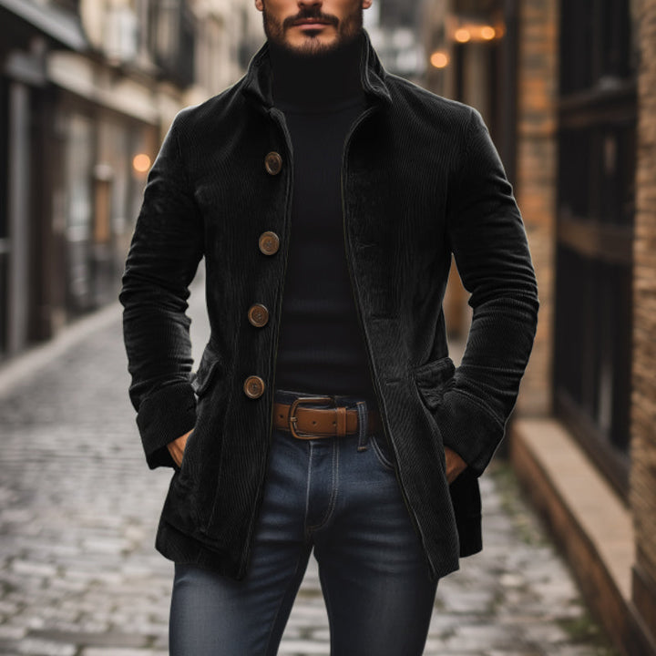 Veste chic homme bordeaux, idéale pour les soirées ou un look décontracté moderne.