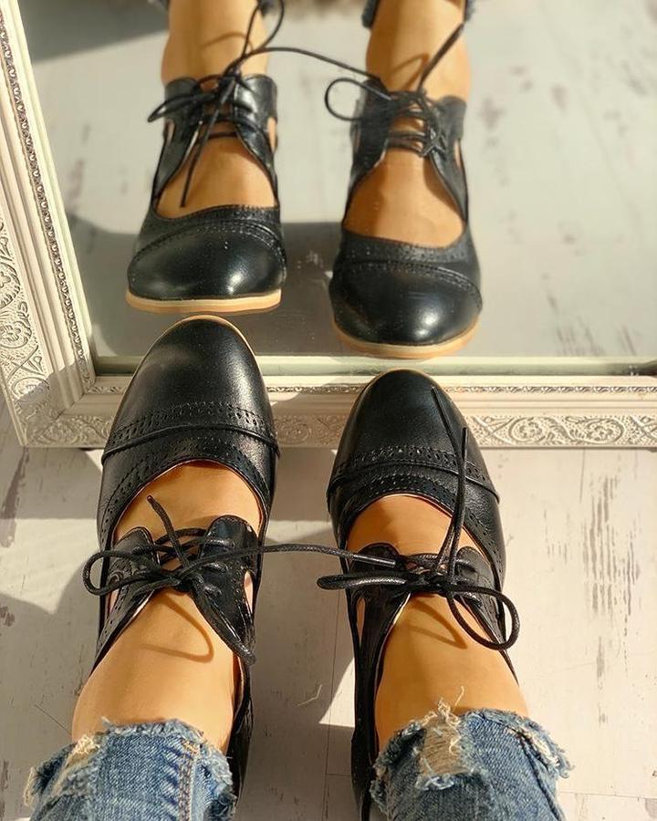 Parfaites chaussures vintage orthopédiques pour femme, confort et élégance au quotidien.