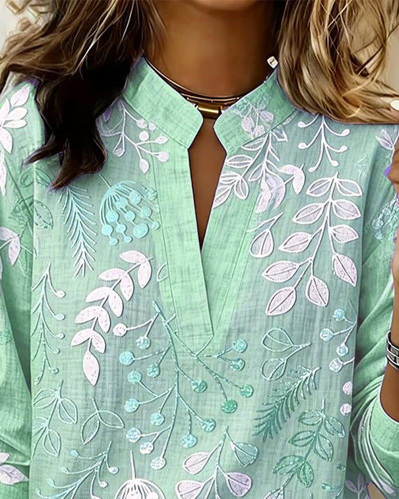 Blouse femme florale et fluide, col V, style chic et décontracté, parfaite pour l'été et sorties.