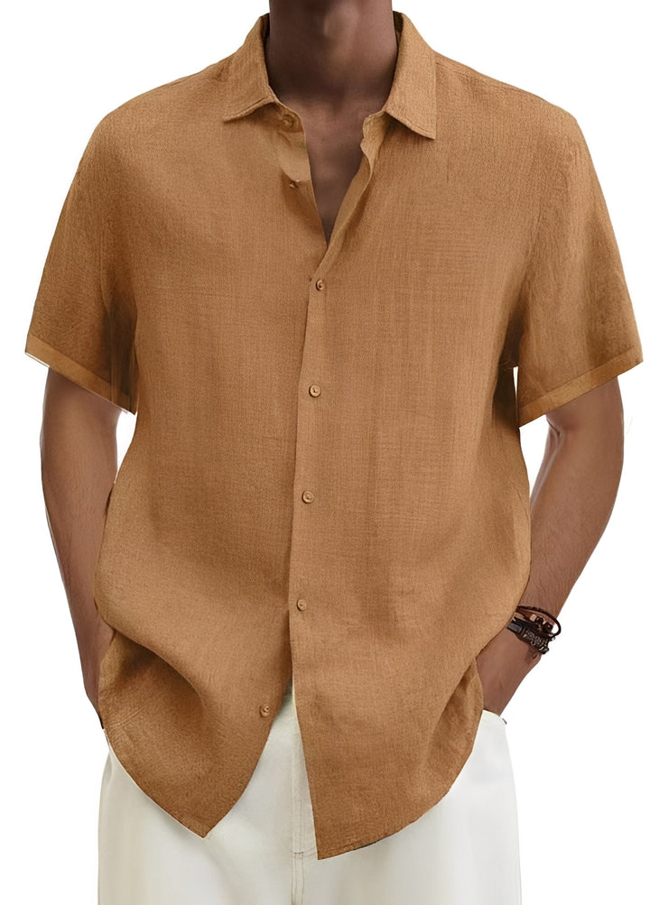 Chemise homme d'été décontractée, coupe ample. Confortable pour les loisirs, style intemporel et chic.
