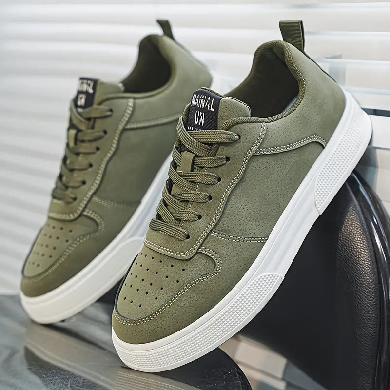 Chaussures homme de luxe élégantes, style moderne noir, confort quotidien.