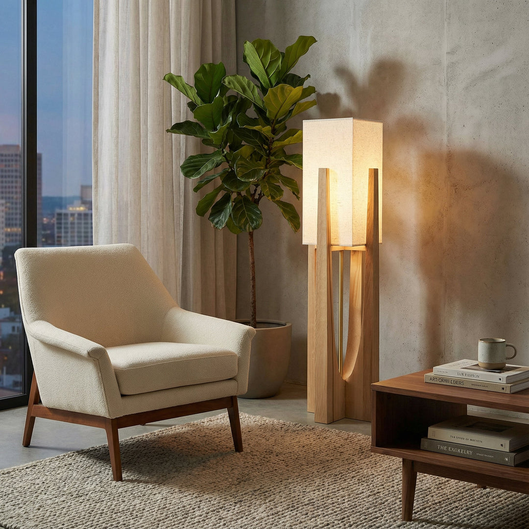 Luminaire sur pied design japonais, bois clair et tissu beige, diffuse une lumière douce et reposante.