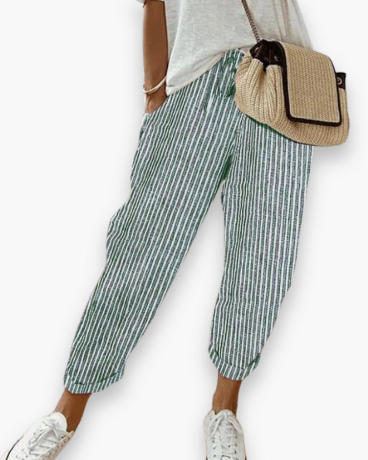 Pantalon fluide ample femme, pour un confort maximal et un style décontracté. Idéal mode d'été.