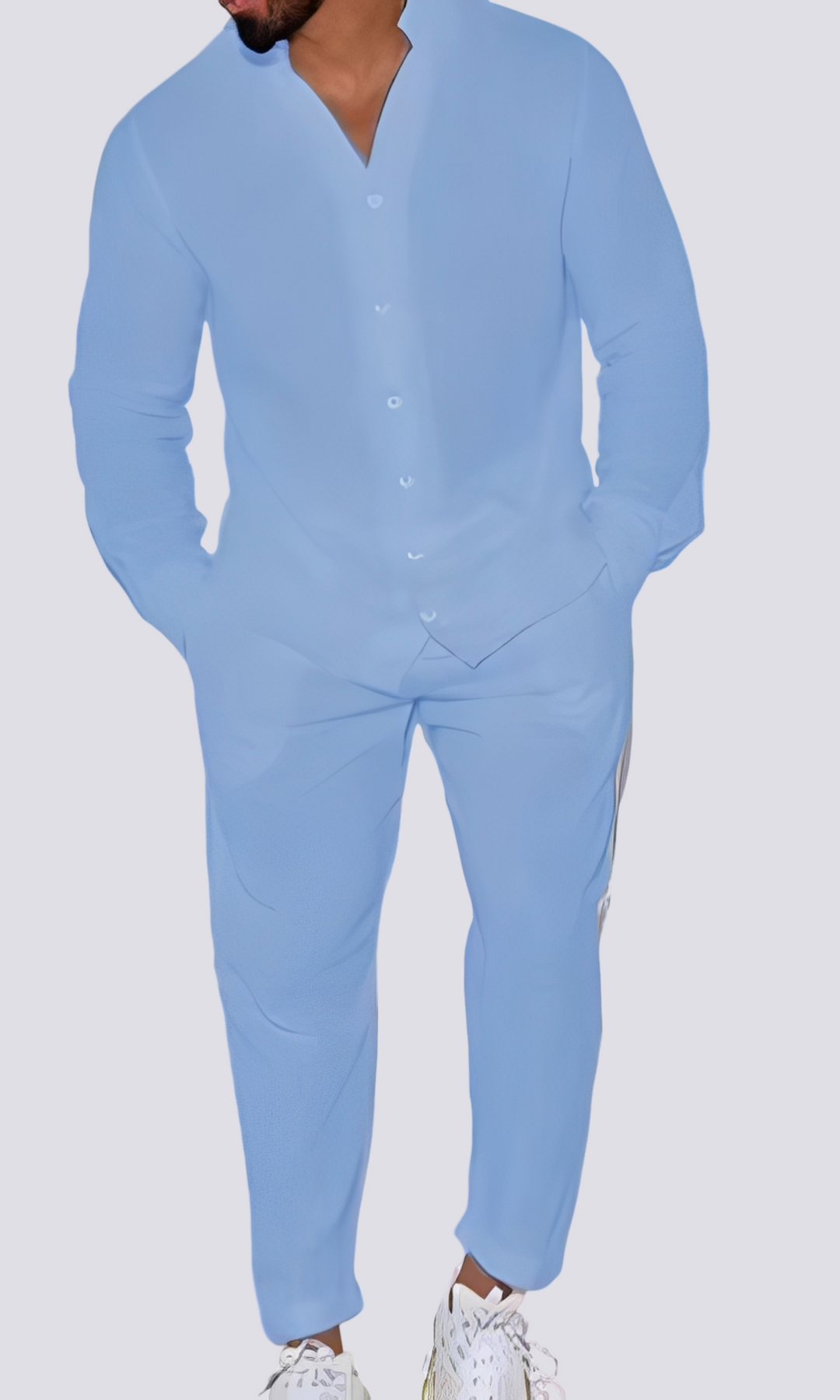 Texture douce de l'ensemble lounge homme gris, offrant confort et style moderne pour une tenue décontractée de qualité.