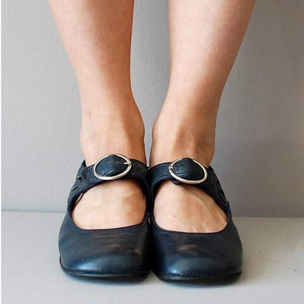 Belles chaussures femmes orthopédiques vintage, bout rond. Confortables et élégantes pour l'automne, soutien optimal.