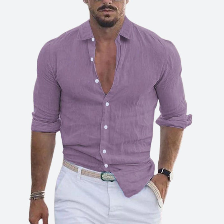 Chemise homme décontractée, col rabattu, élégante, confortable, pour un style estival et casual chic.