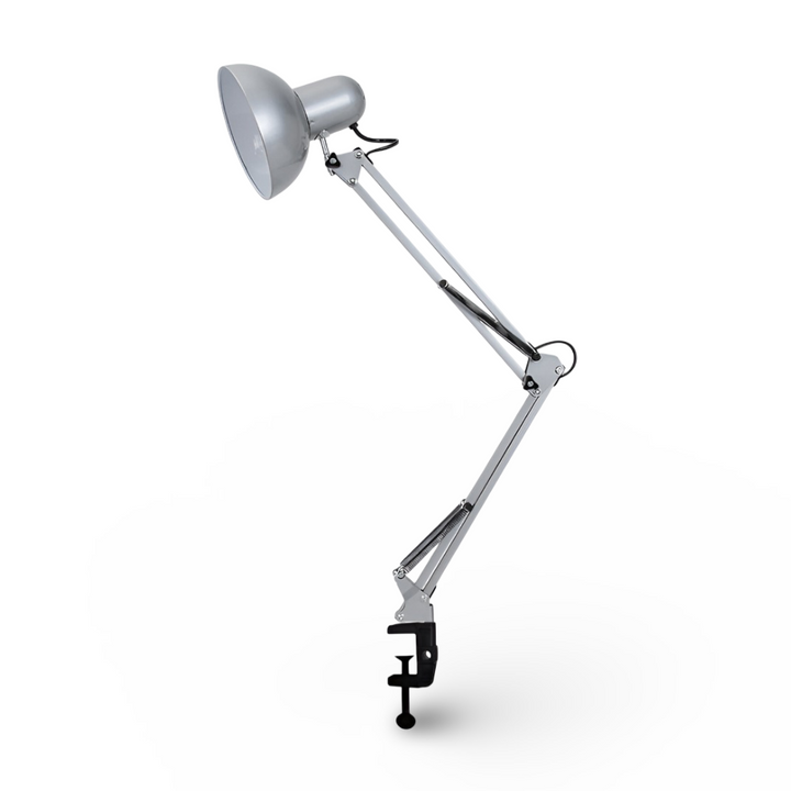 Lampe de bureau LED à pince, bras long réglable, design minimaliste pour un éclairage optimal.