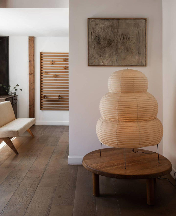 Lampe de salon/chambre japonaise en papier, crée une ambiance zen avec son éclairage doux.
